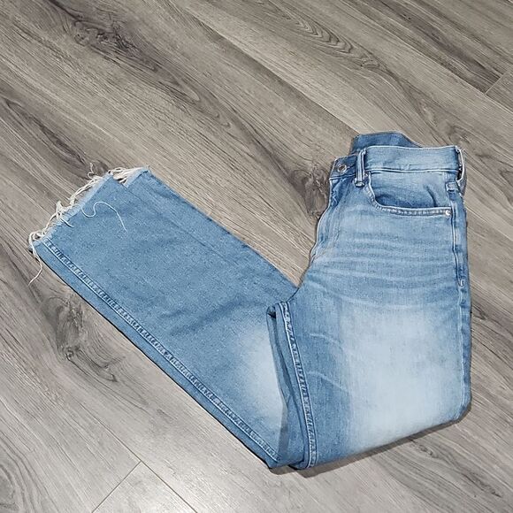 H&M Slim Fit Raw Hem Light Blue Jeans - Picture 1 of 7